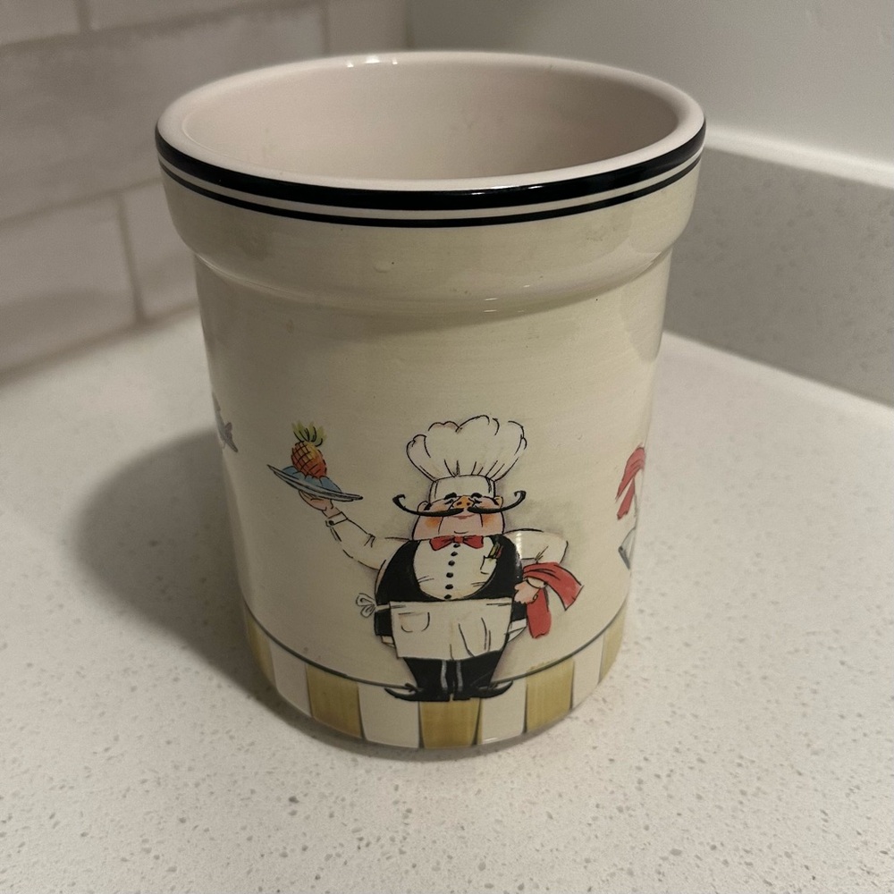 Chef Design Ceramic Utensil Holder - Picture 3 of 4